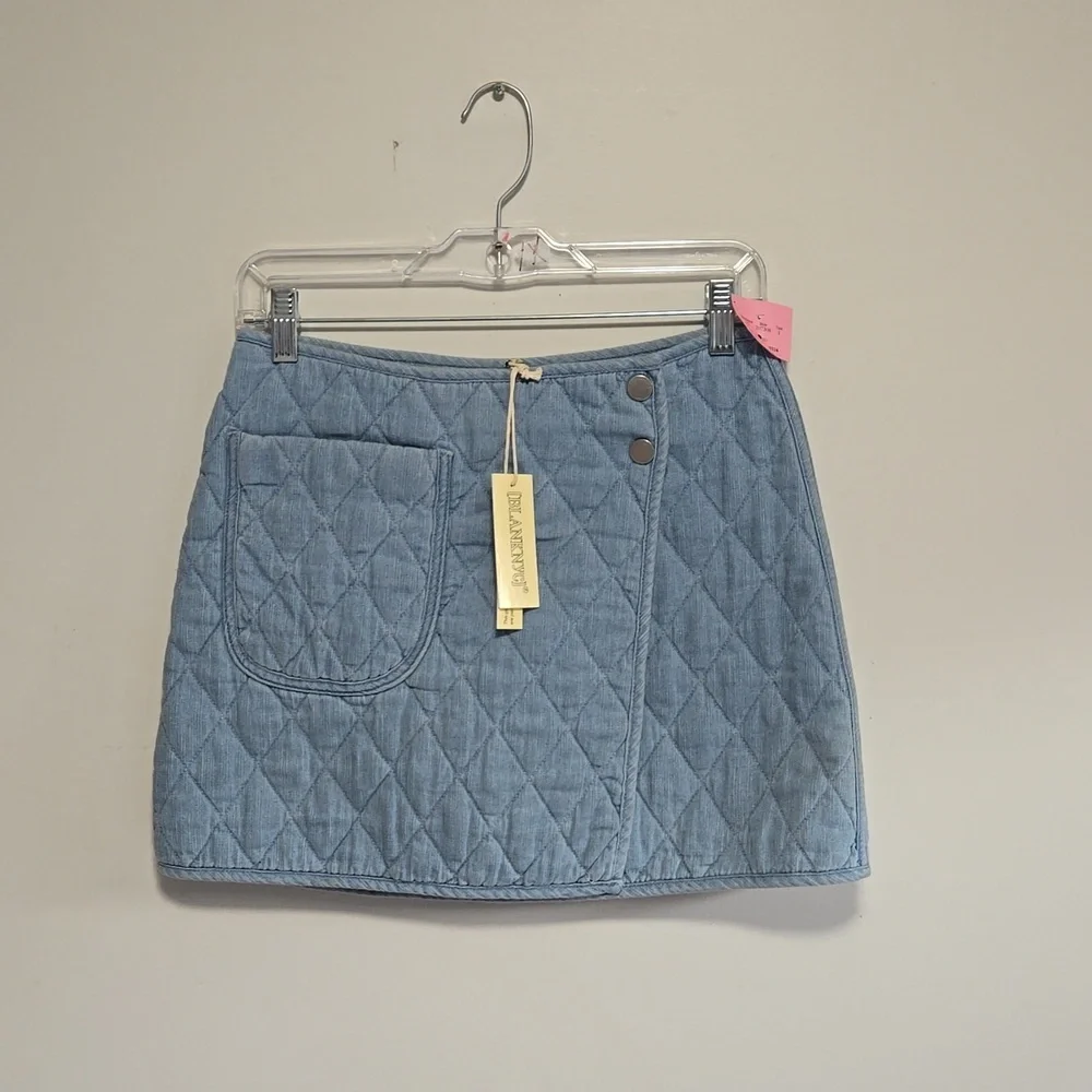 ✨️Brand new BlankNyc denim skirt - Size 26✨️ - Picture 1 of 3